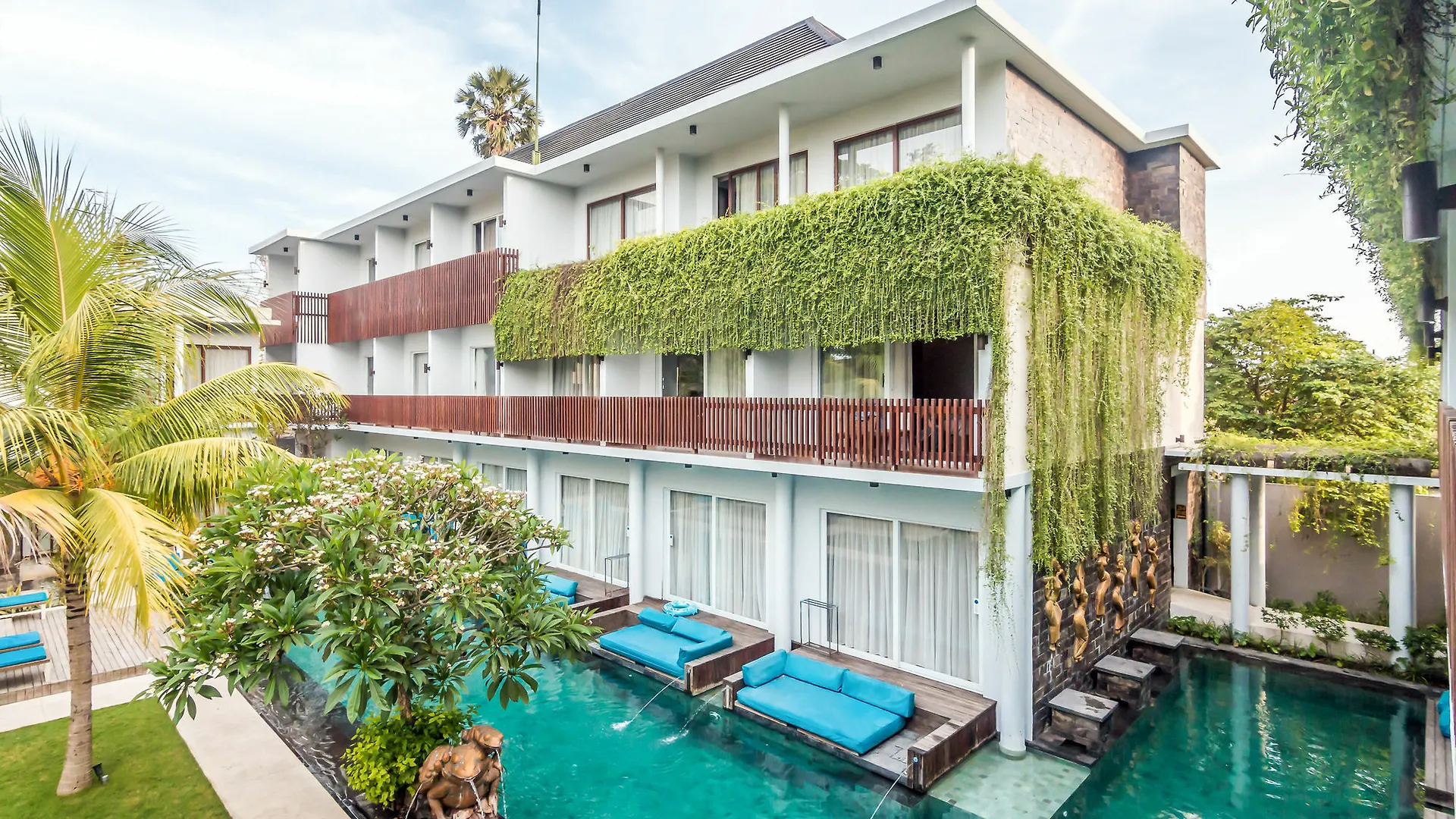 Zen Rooms Legian Corner 꾸따