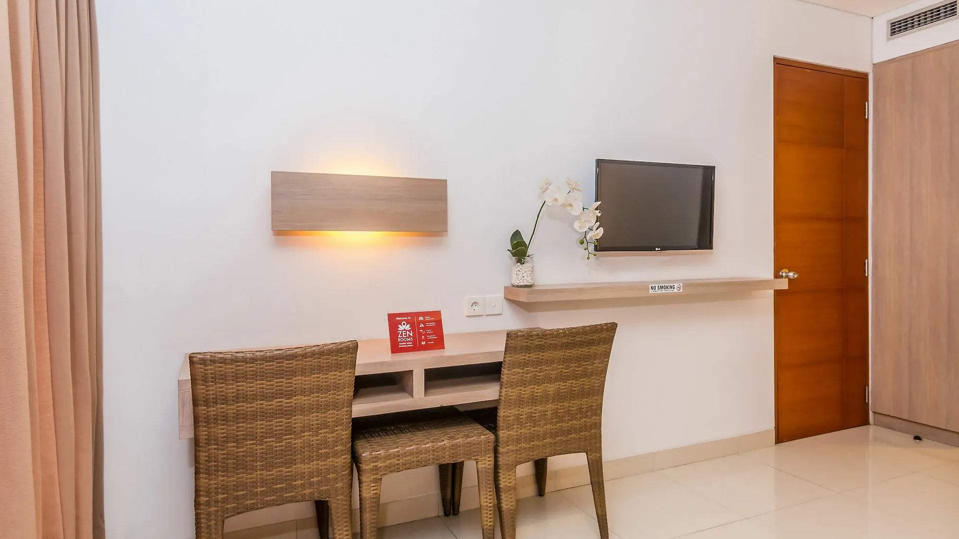 Hotel Zen Rooms Legian Corner Kuta